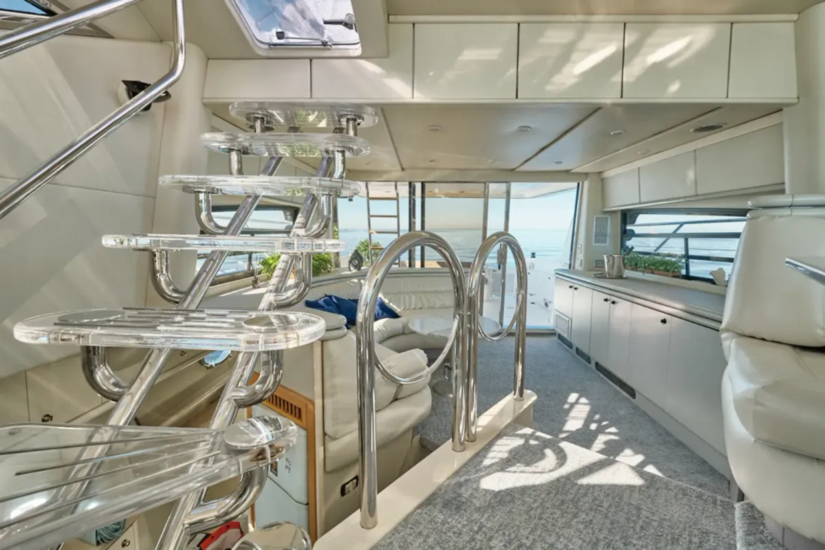 Яхта California 62 image- 15